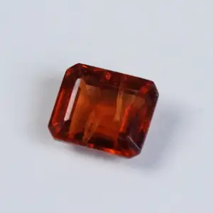 Hessonite (Rahu Ratna)