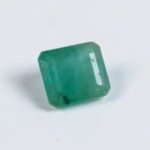 Emerald Square 4 carats