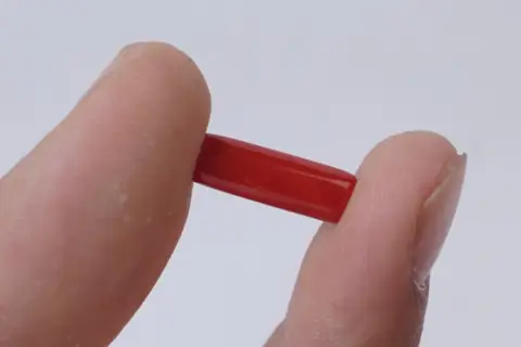 mangal- 3.85 carats - Image 3