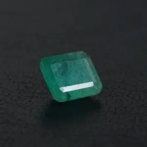 Emerald (Panna Stone)