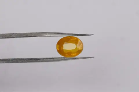 pukhraj - 4.11 carats - Image 4