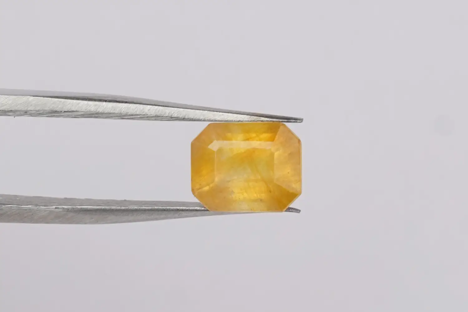pukhraj - 3.90 carats - Image 3