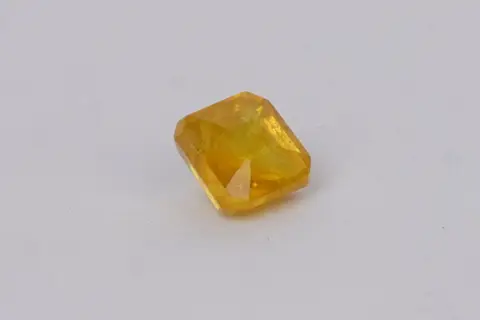 PUKHRAJ - 4.00 Carats - Image 2