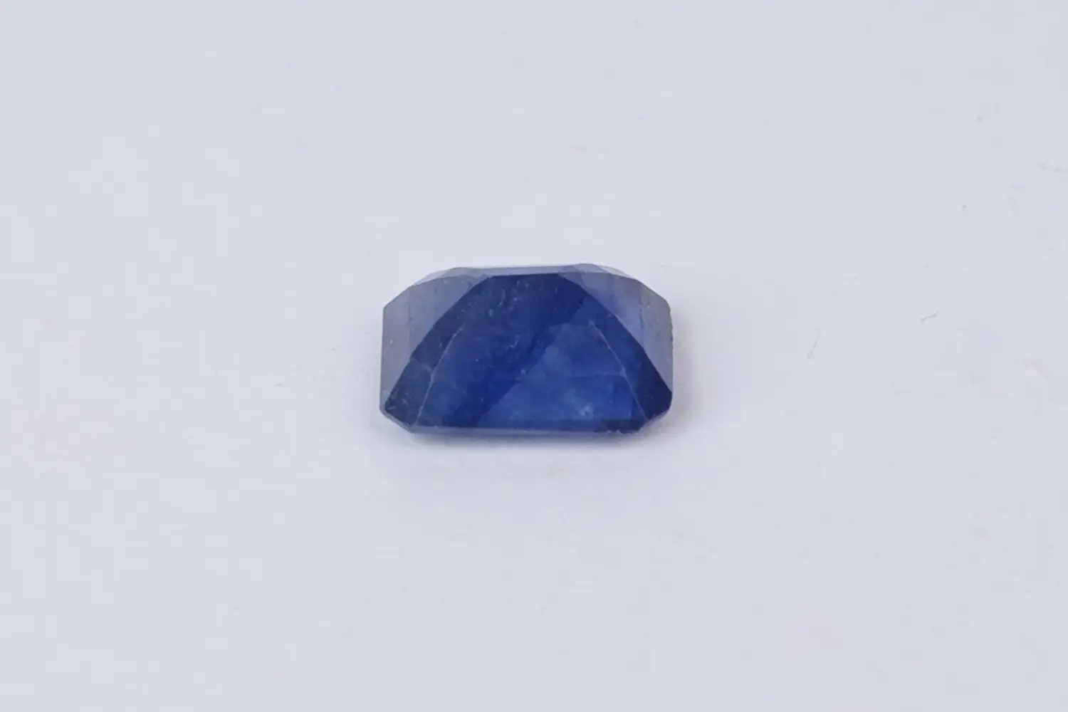 Blue Sapphire (Neelam Stone) - 3.98 carats - Image 2