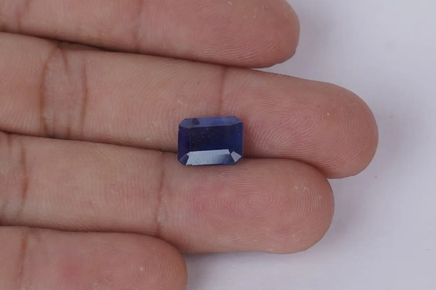 Blue Sapphire (Neelam Stone) - 3.98 carats - Image 5