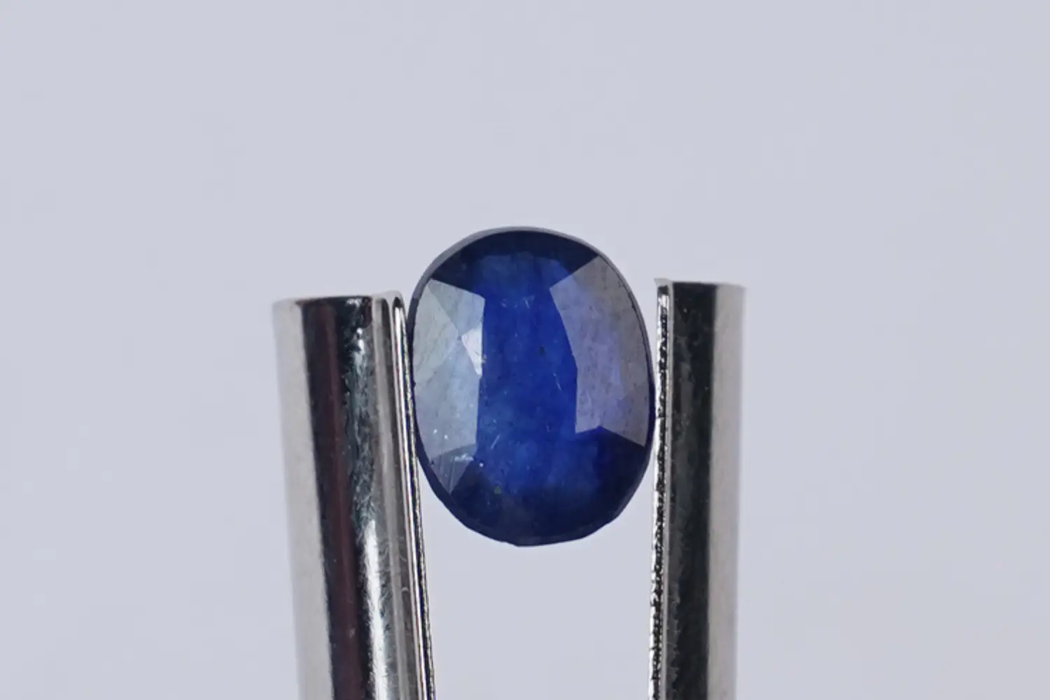 Blue Sapphire (Neelam Stone) - 4.15 carats - Image 3