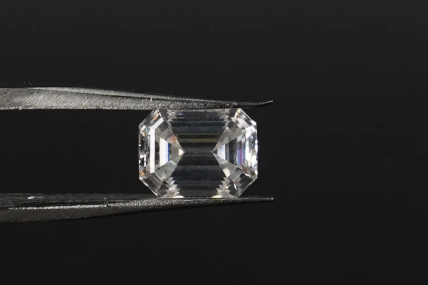 Diamond(moissanite stone)- 2.40 carats - Image 3