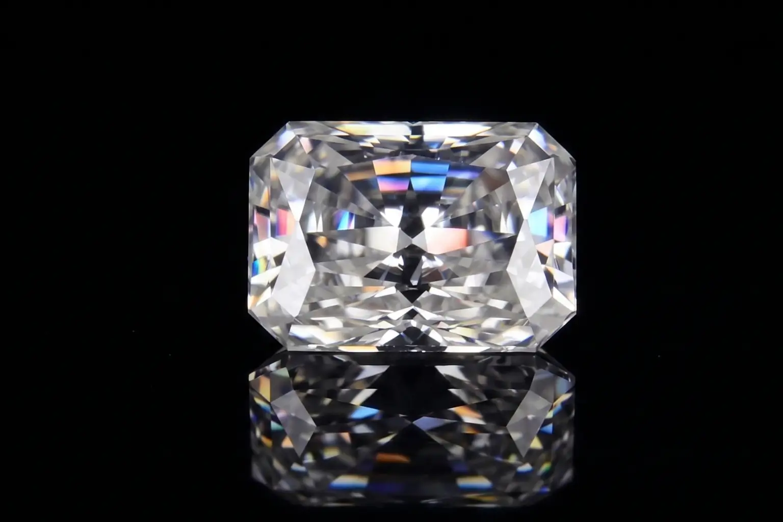 Diamond(moissanite stone)- 1.05 carats