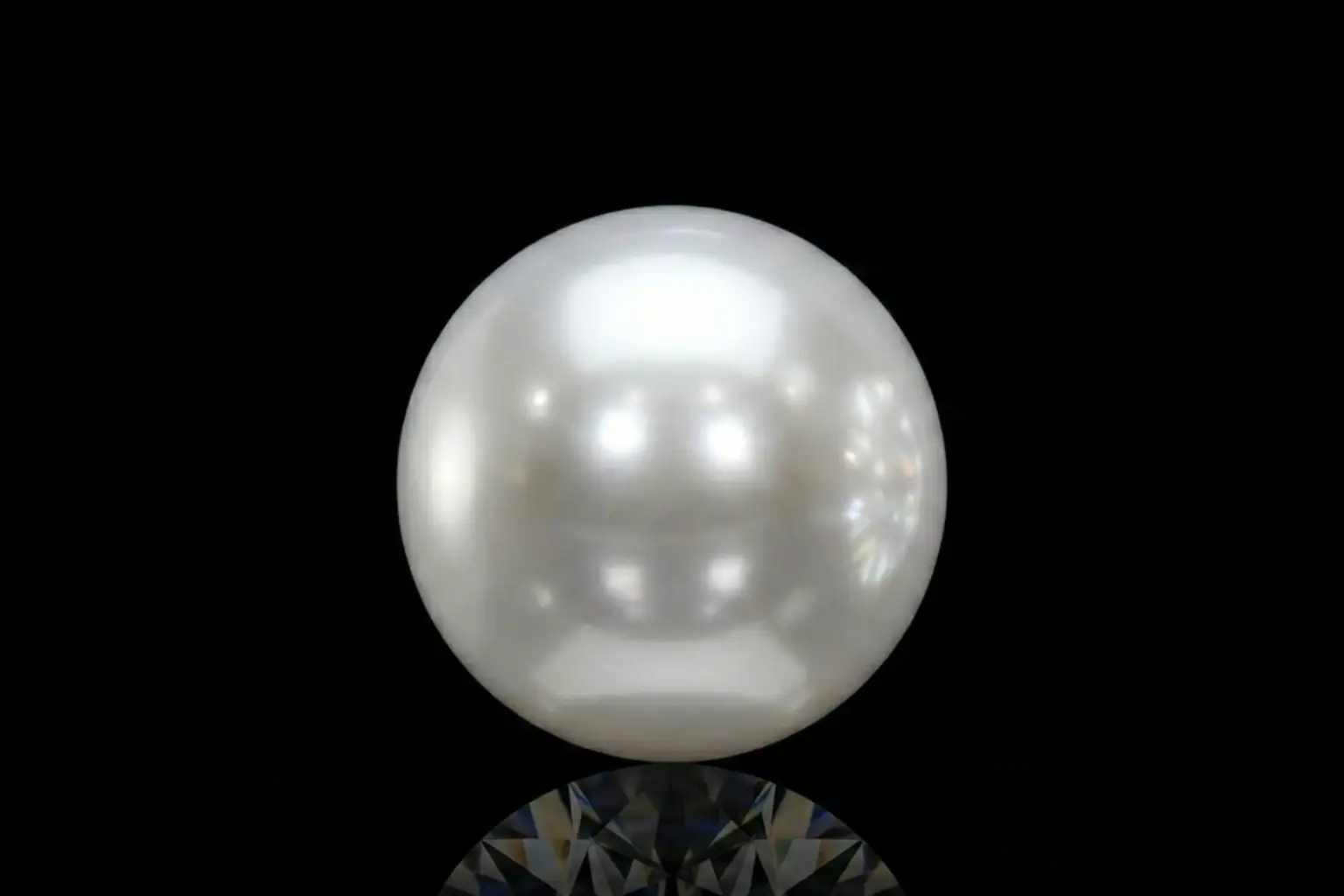 Pearl (Moti Stone)- 4.33 carats